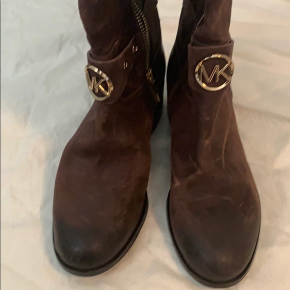 Boots - Picture 7 of 7